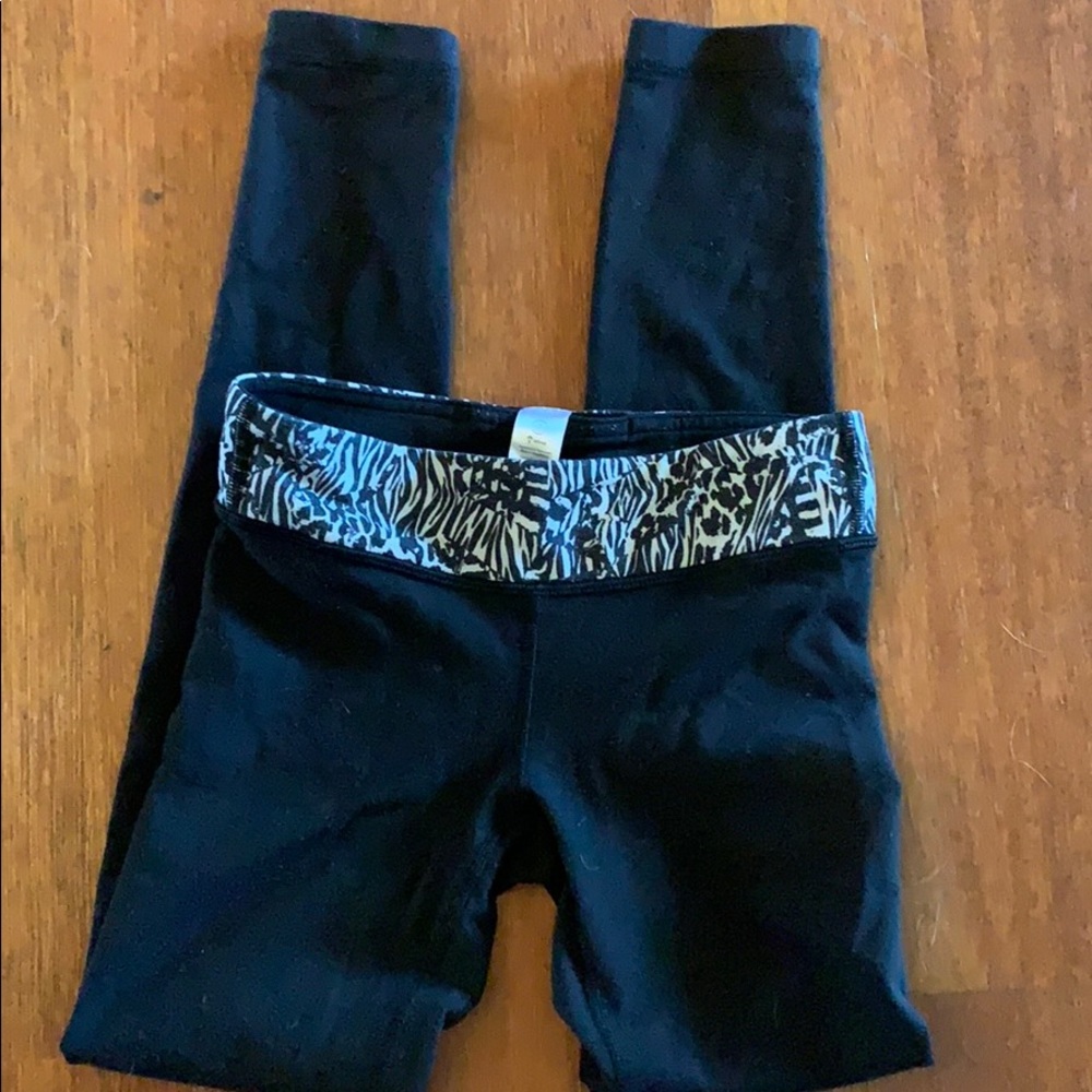 Ivivva Reversible Black Leggings Sz 7 lululemon
